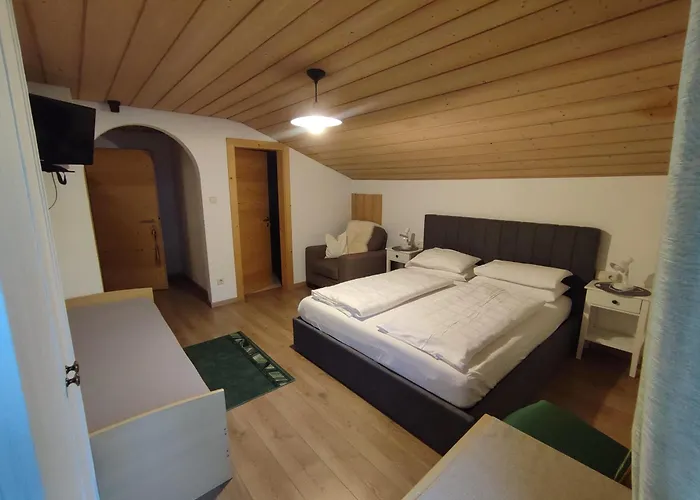 Garni Hattlerhof B&B