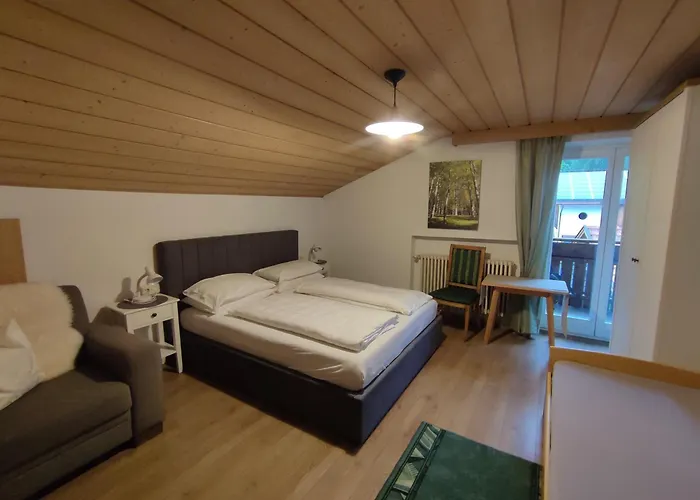 Garni Hattlerhof B&B